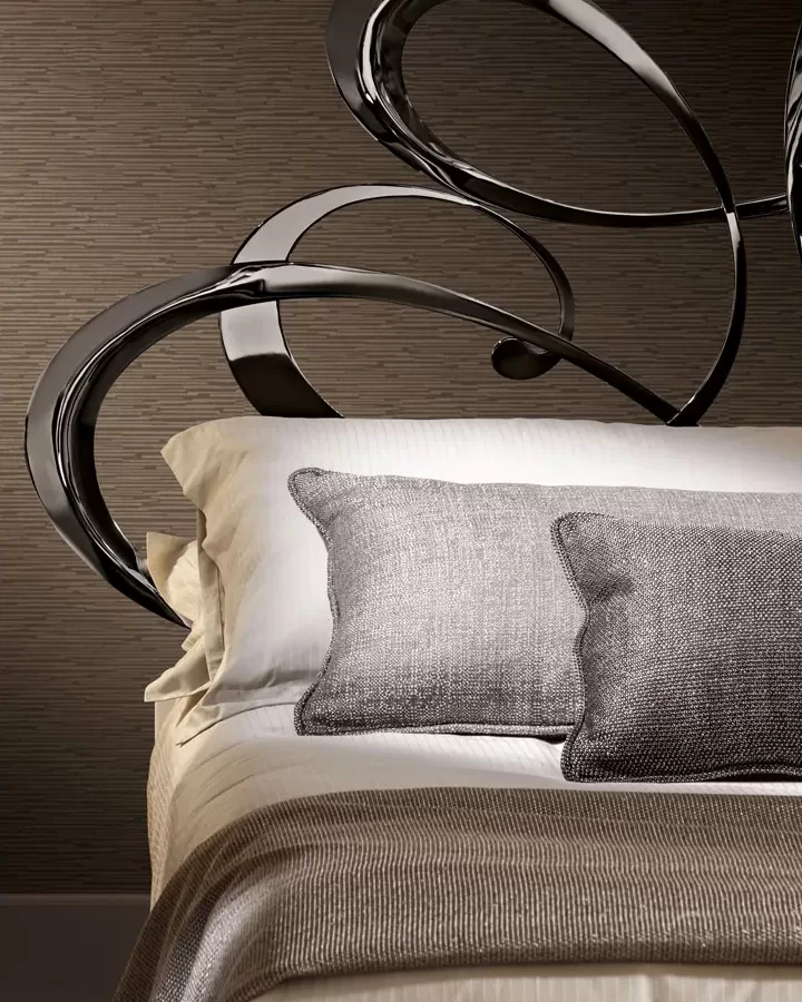 Dolcevita Bed by Cantori, luxury furniture