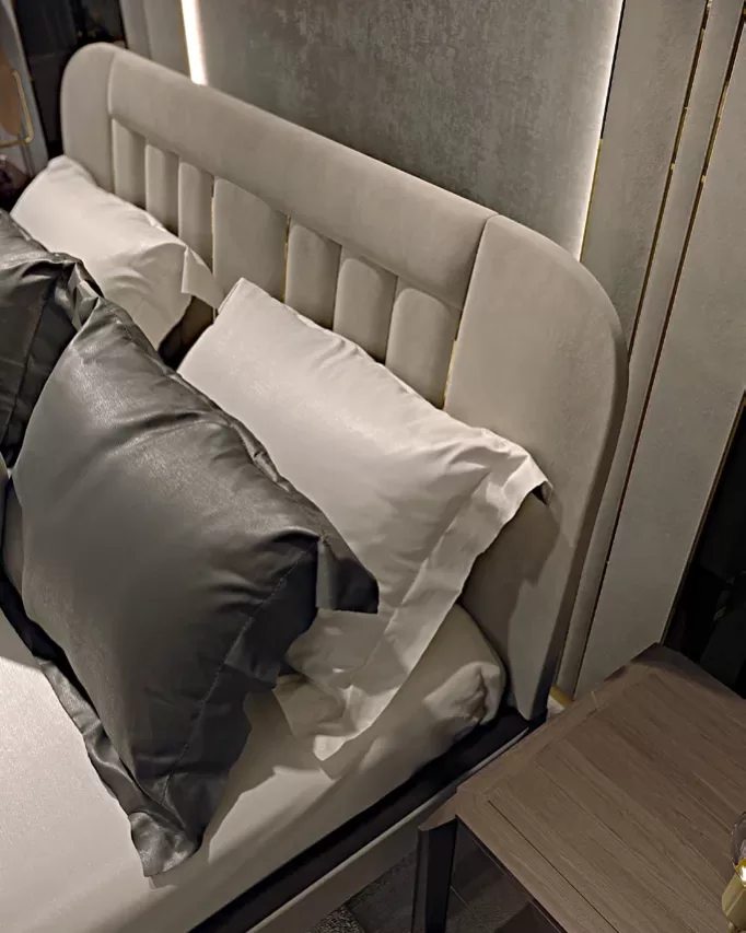 Icon Bed, Francesco Pasi furniture