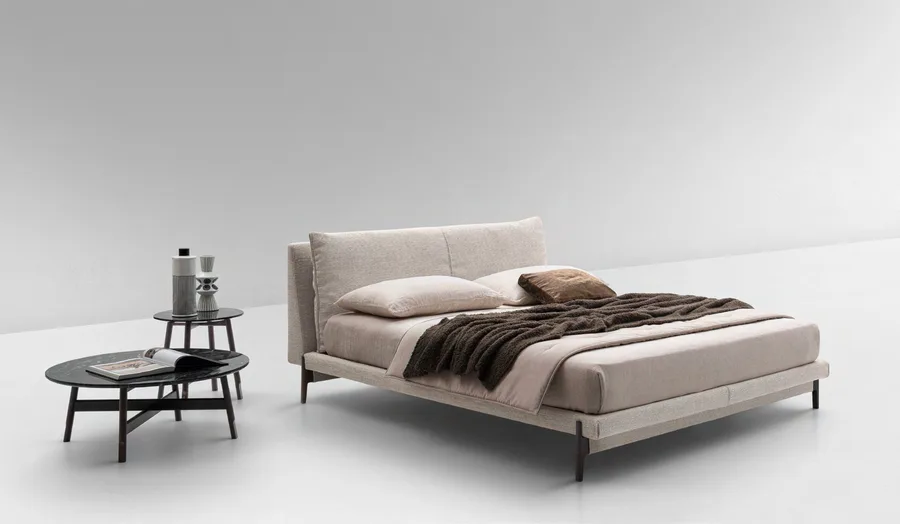 Ditre Italia bed, luxury bedroom furniture