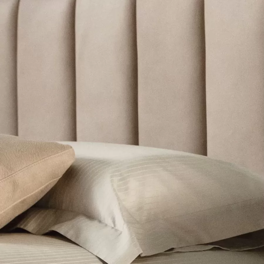 Mirage Easy Bed by Cantori, luxury bed, for 160, 180 or 200 x 200 cm mattresses