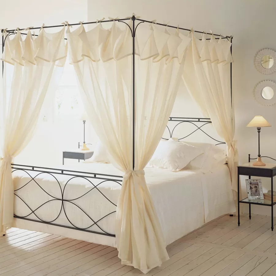 Raphael Bed by Cantori, for a luxury bed set, for 180 or 200 x 200 cm mattresses