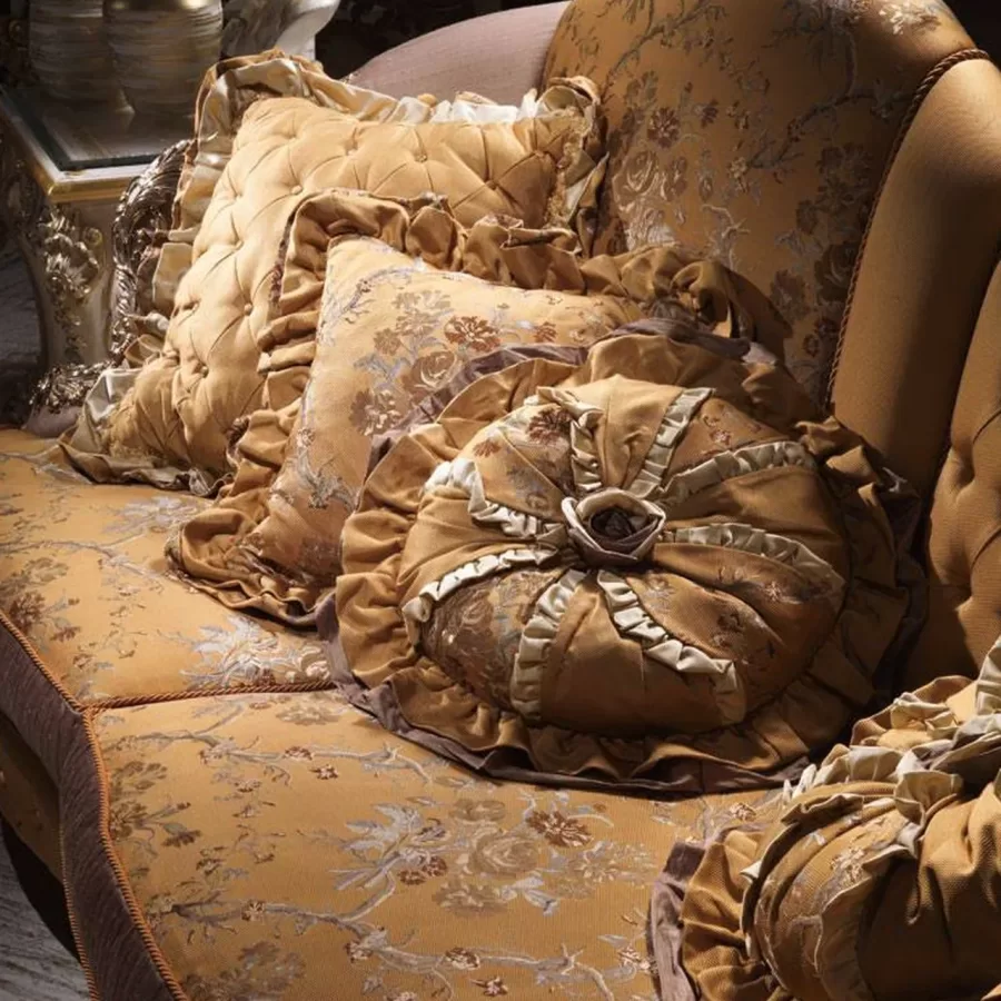 Royal Two-Seater Sofa RY172 by Cappelletti, classic sofa, 224 cm wide