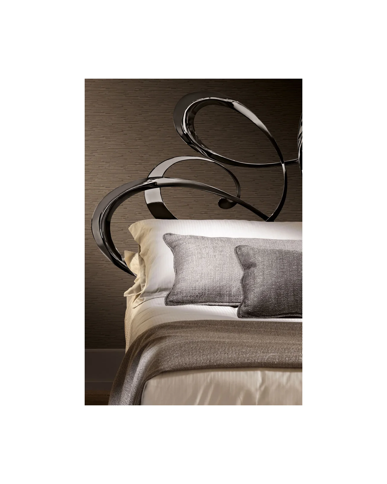Letto Dolcevita di Cantori, in un ambiente arredato, foto 2 di 6