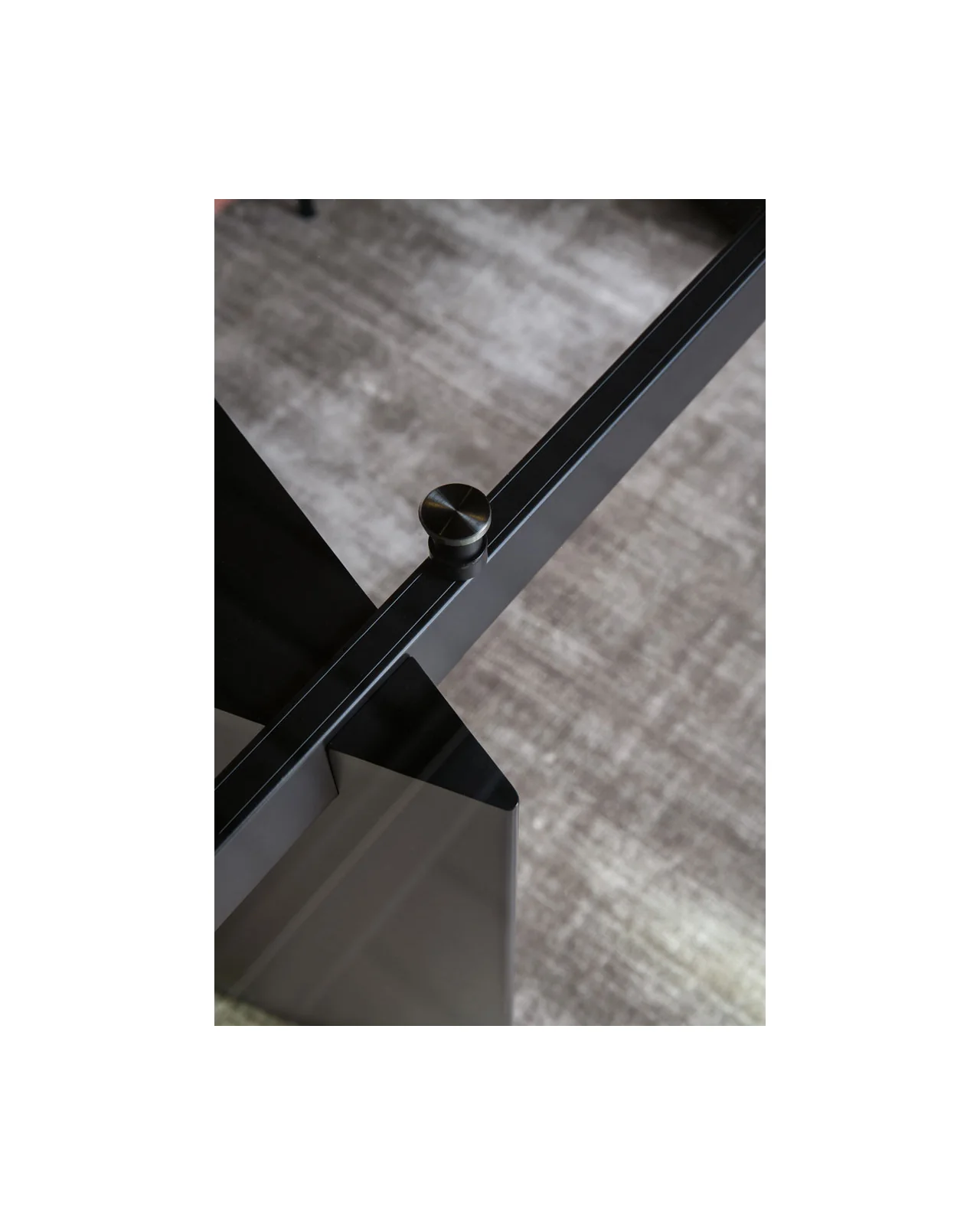 Milton dining table by Cantori, in an interior setting, photo 6 of 8