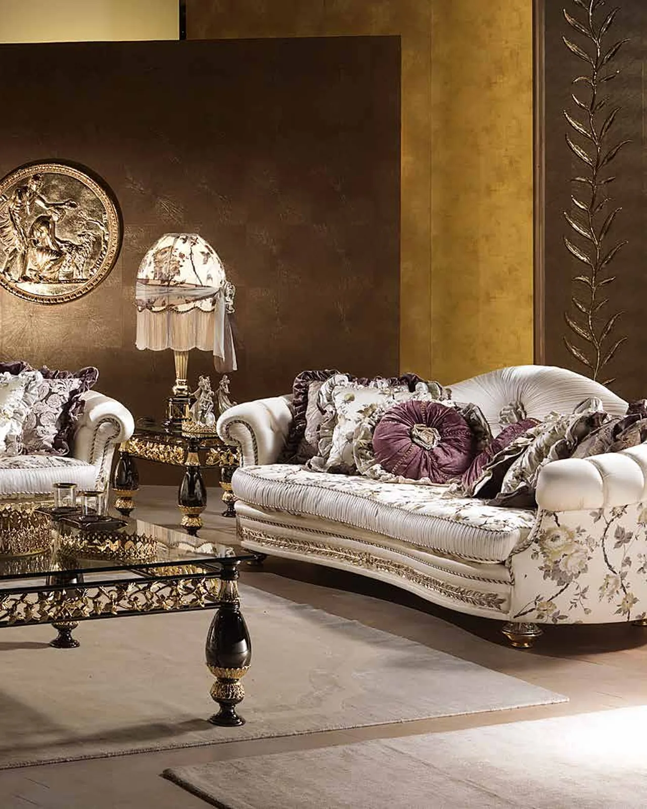 Aida Armchair AD071, Cappelletti Aida collection, classic Italian armchair in a classic living room setting, photo 5 of 6