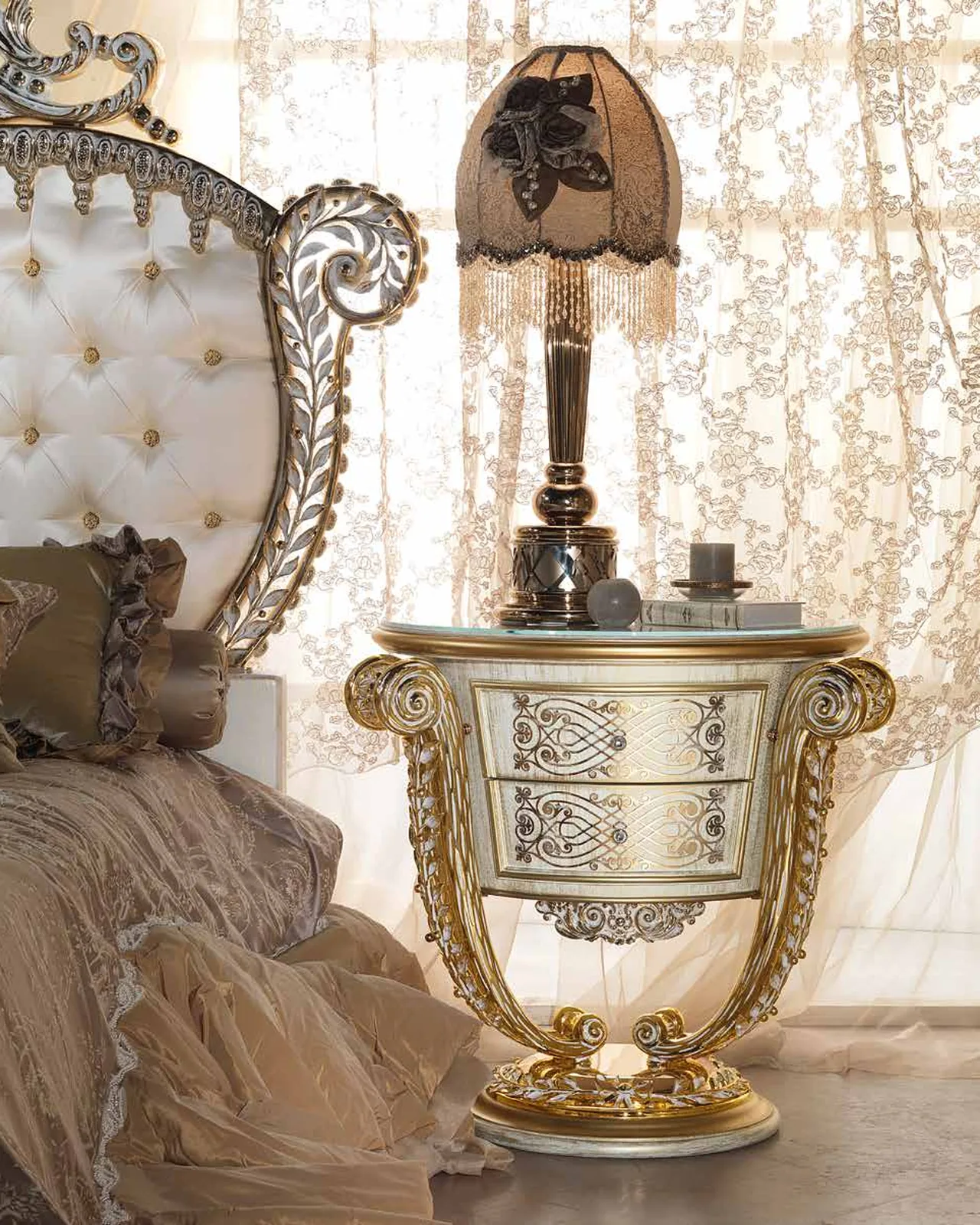 Aida Bedside Table AD102, Cappelletti Aida collection, classic Italian bedside table in a classic bedroom setting, photo 2 of 3