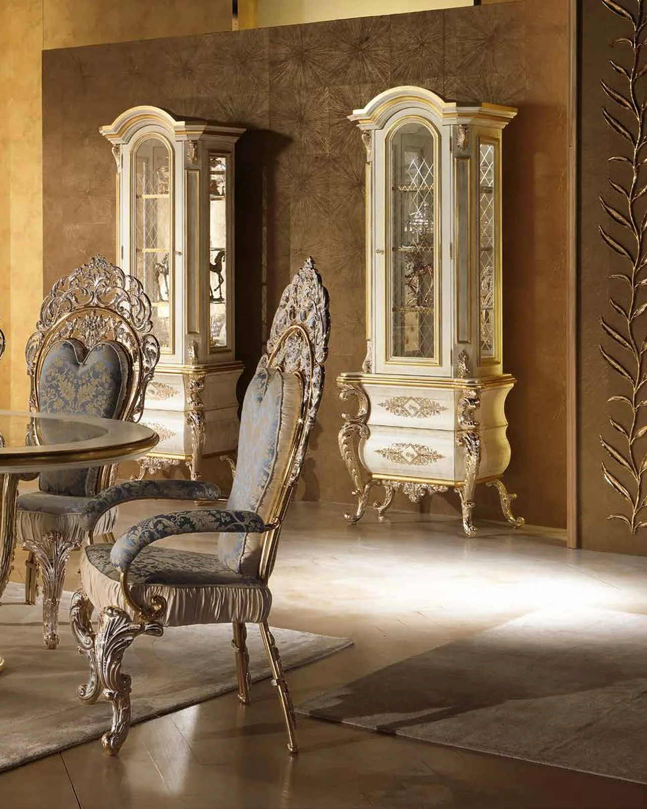 Aida Metal Dining Chair RY013, Cappelletti Aida collection, classic Italian dining chair in a classic dining room setting, photo 5 of 6