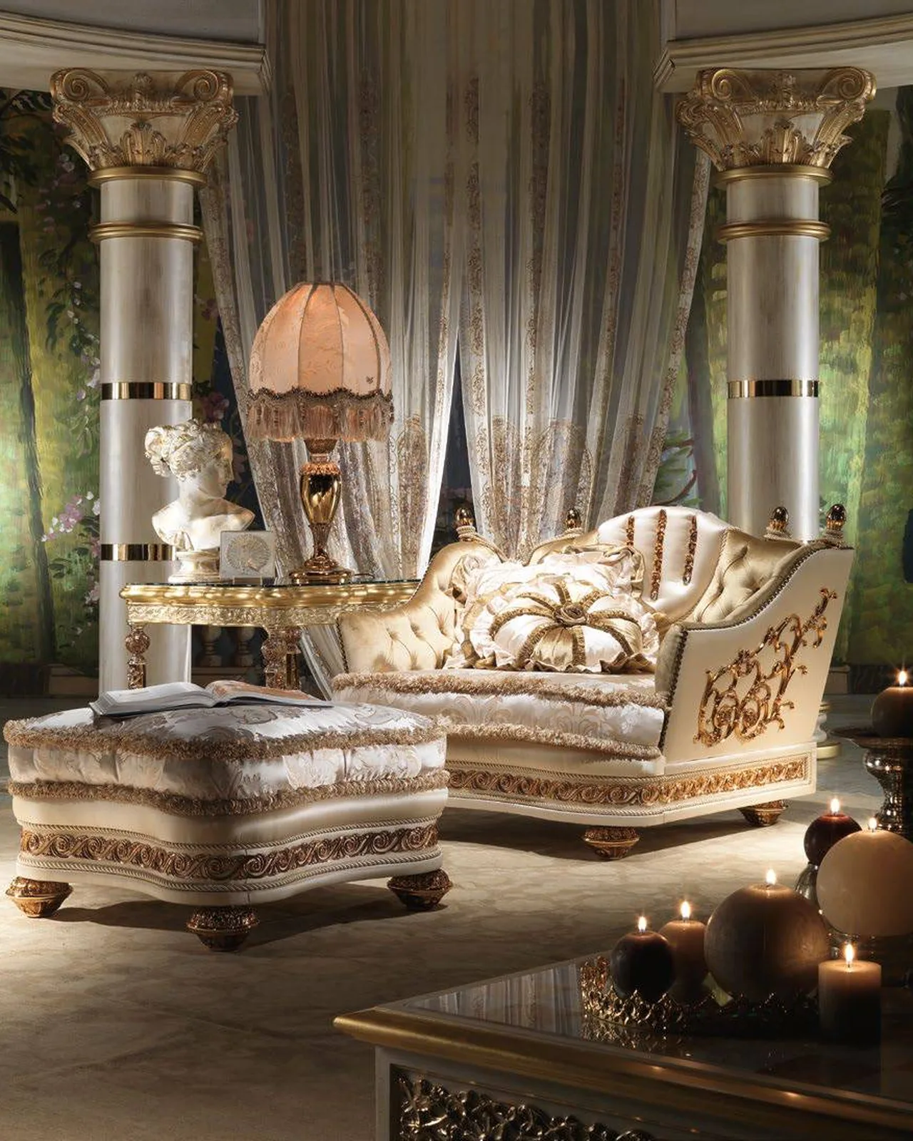 Royal Armchair RY071, Cappelletti Royal collection, classic Italian armchair in a classic living room setting, photo 1 of 4