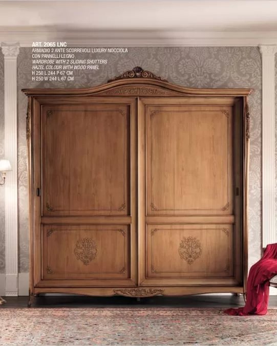 Armadio Gran Guardia a 2 ante scorrevoli, pannelli in legno, mobili per camera da letto, in faggio massello e pioppo, stile classico italiano veneto, di Francesco Pasi