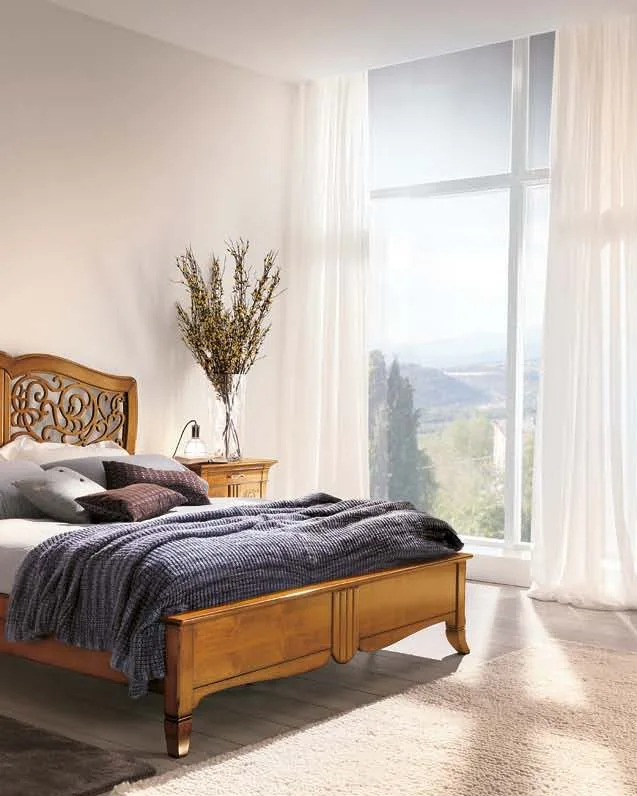 New Deco Fretworked Bed, image 1