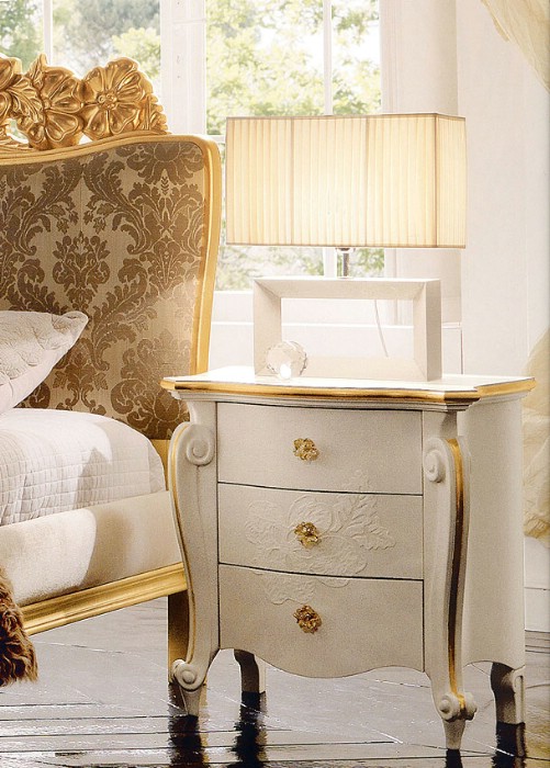 Classic italian bedroom furniture Amelie Gold