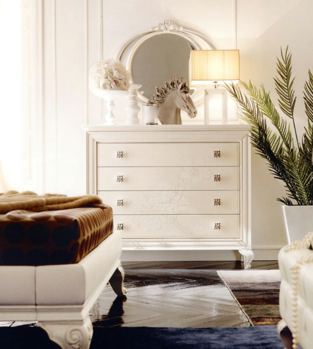 Classic luxury bedroom furniture Amelie White 3