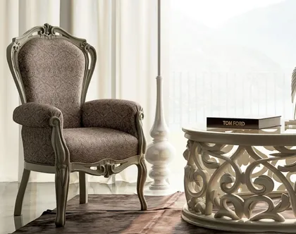 COLLIER ARMCHAIR