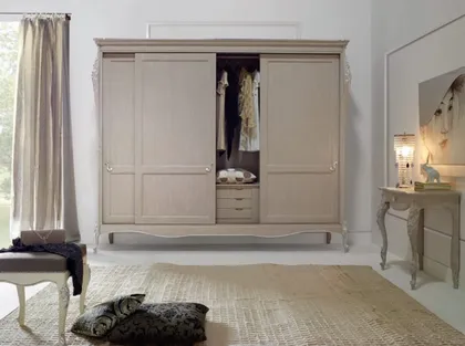Venere Wardrobe, classic italian wardrobe